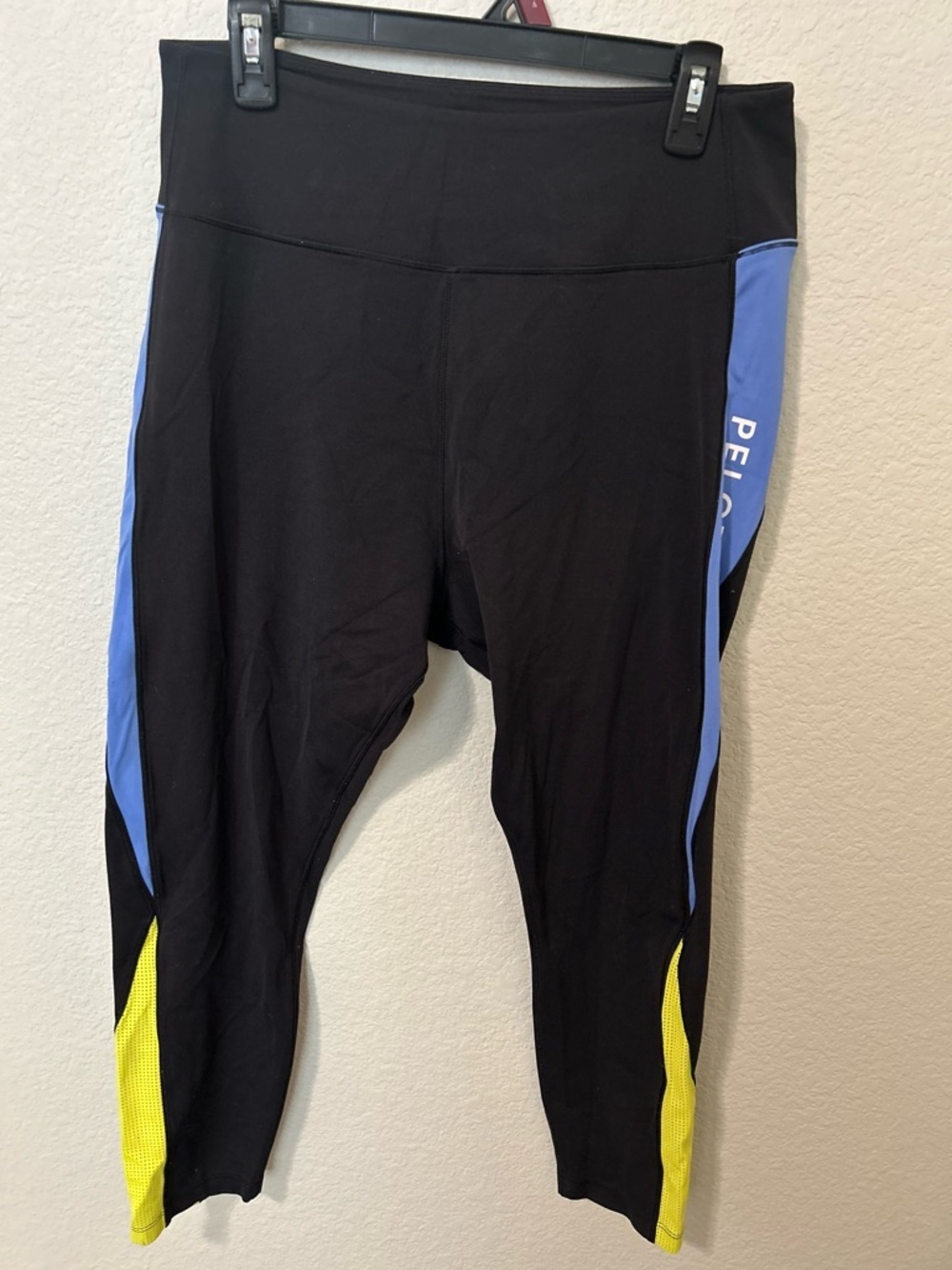 Peloton Colorblock High Rise Cropped Leggings Size XL Black Blue Yellow - Picture 2 of 6